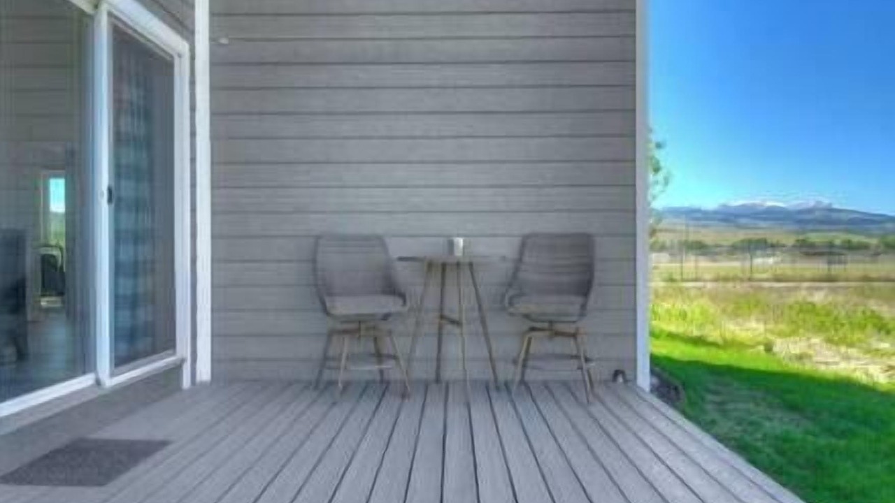 Photo of Others in Ennis