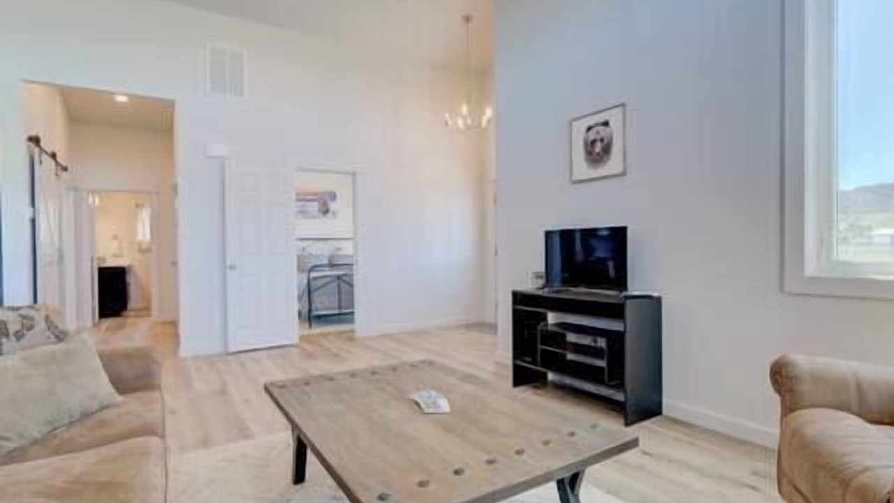 Photo of Others in Ennis