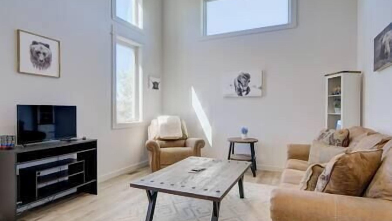 Photo of Others in Ennis