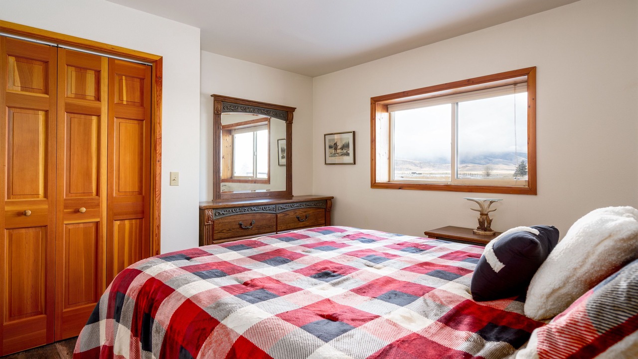 Photo of Bedroom in Livingston