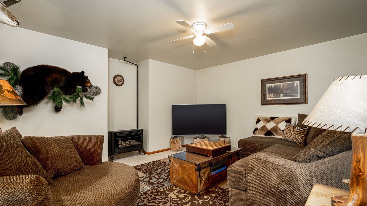 Photo of Livingroom in Livingston