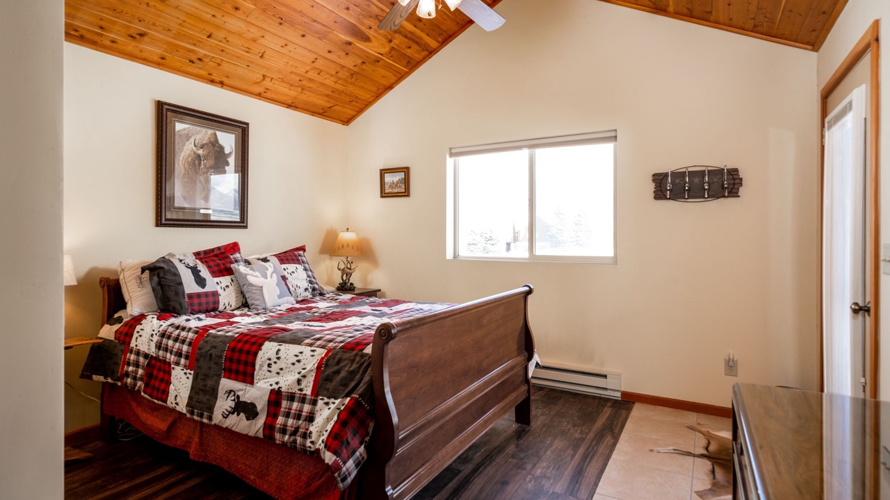 Photo of Bedroom in Livingston