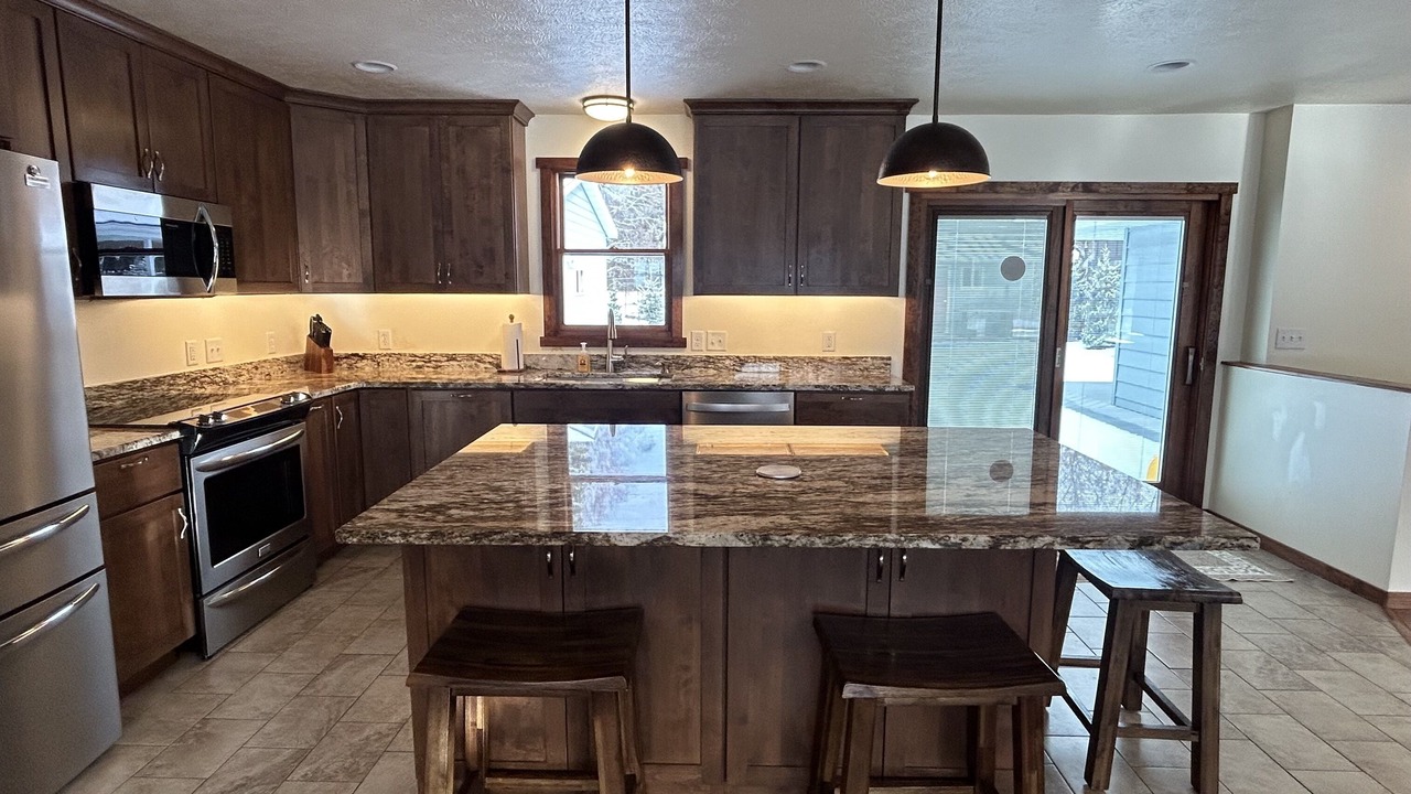 Photo of Kitchen in Upper Rattlesnake