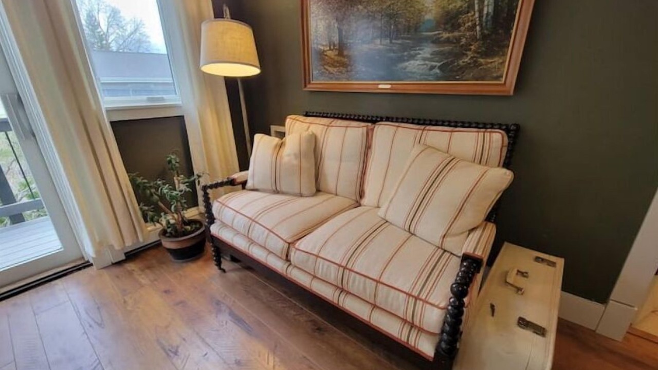 Photo of Livingroom in Farviews - Pattee Canyon