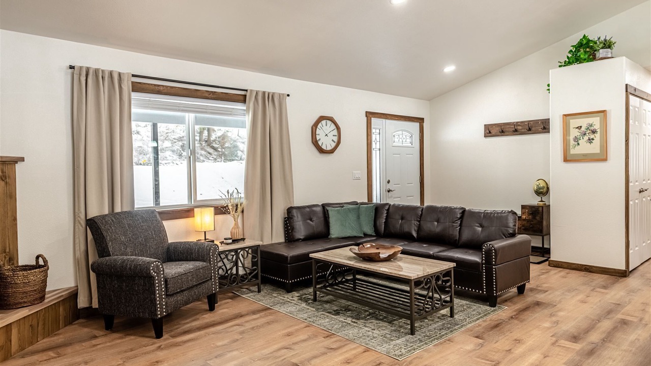 Photo of Livingroom in Superior