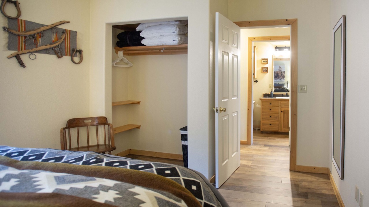 Photo of Bedroom in Darby