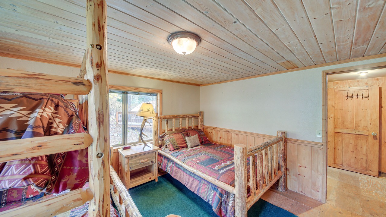 Photo of Bedroom in Trout Creek
