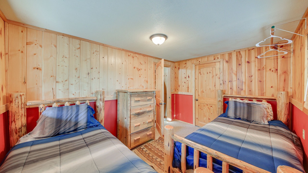 Photo of Bedroom in Trout Creek