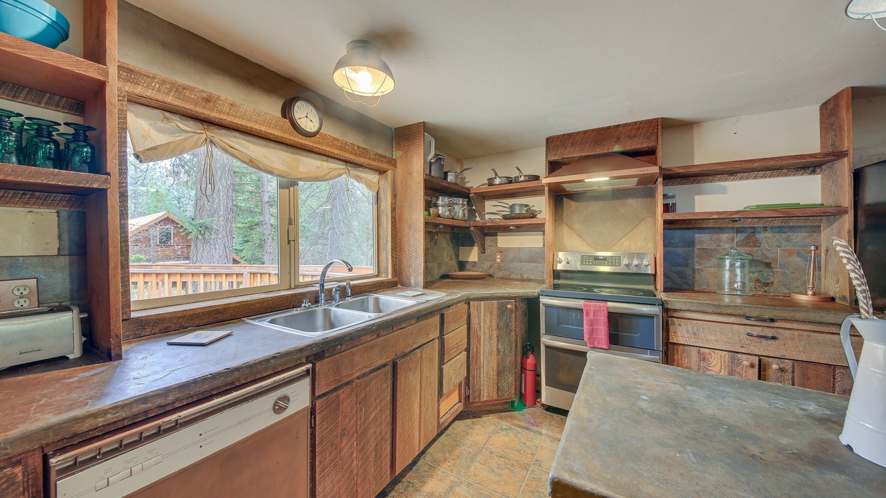 Photo of Kitchen in Trout Creek