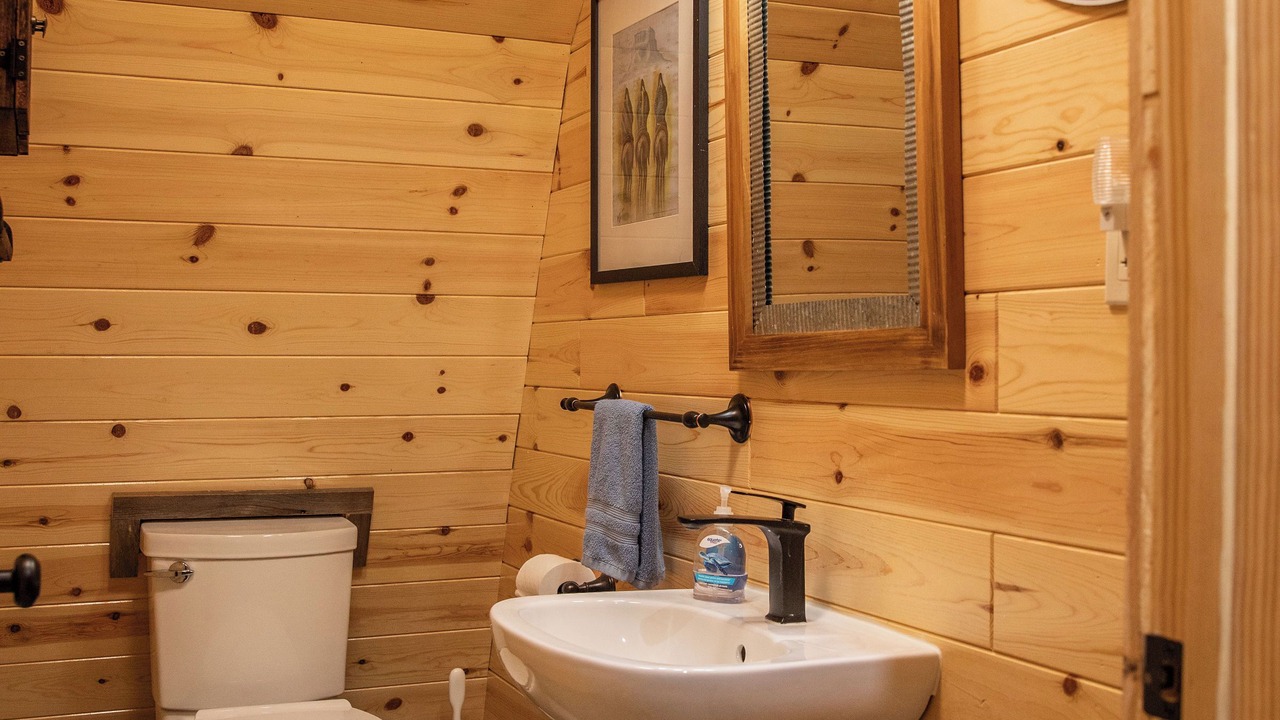 Photo of Bathroom in Babb