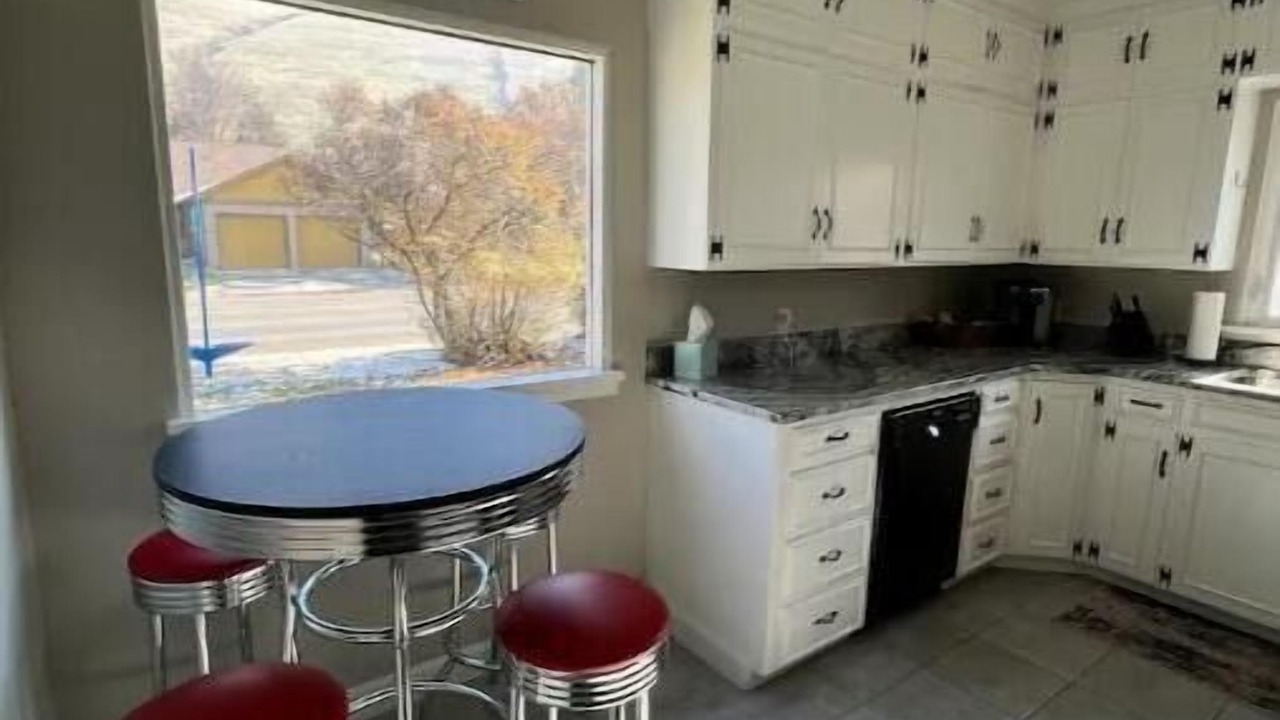 Photo of Kitchen in University District