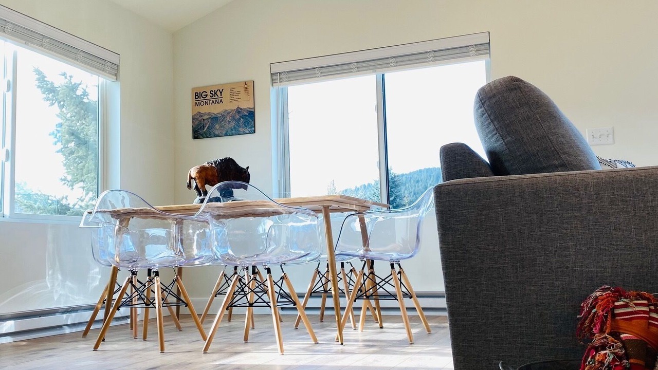 Photo of Livingroom in Big Sky
