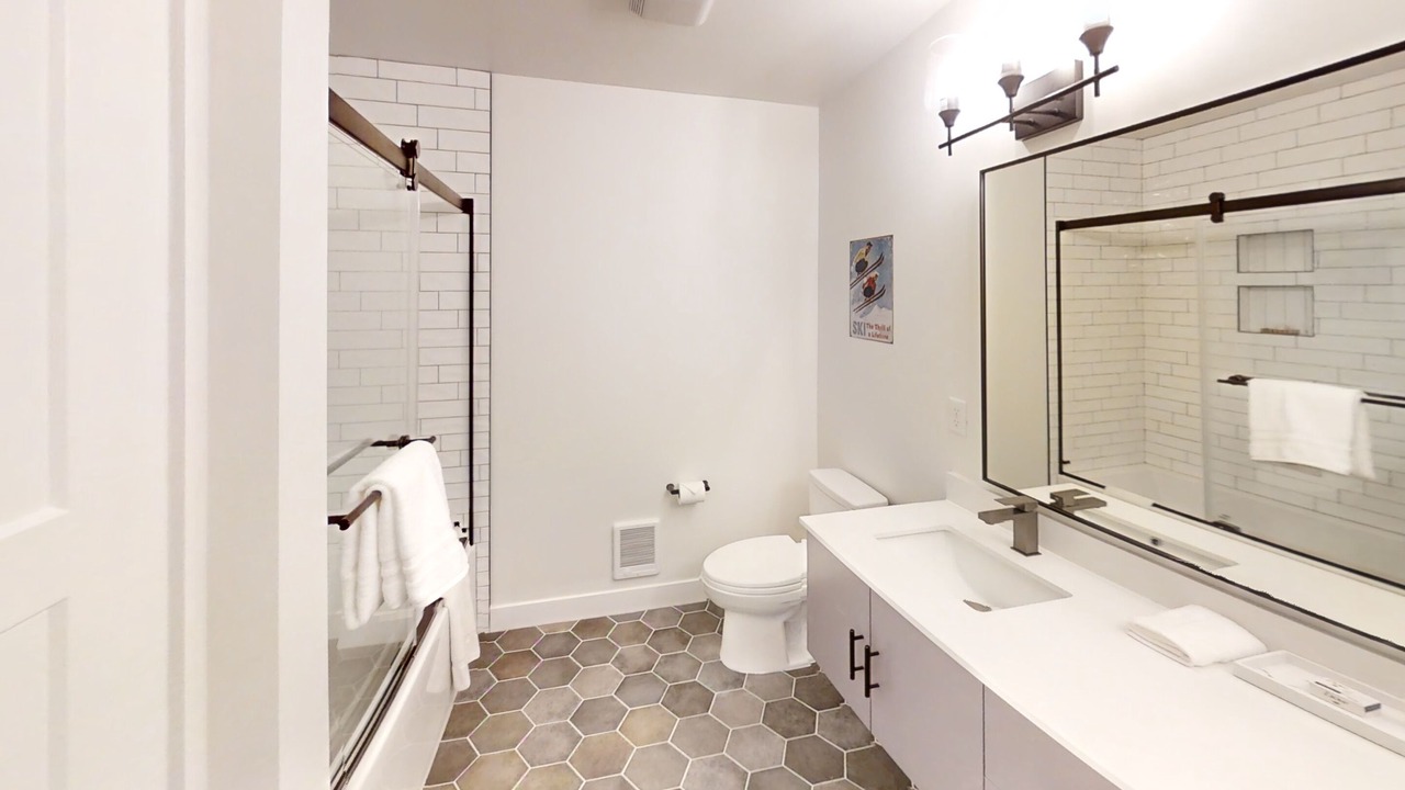 Photo of Bathroom in Big Sky