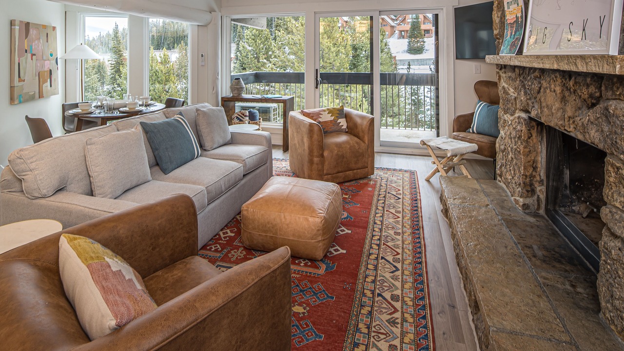 Photo of Livingroom in Big Sky