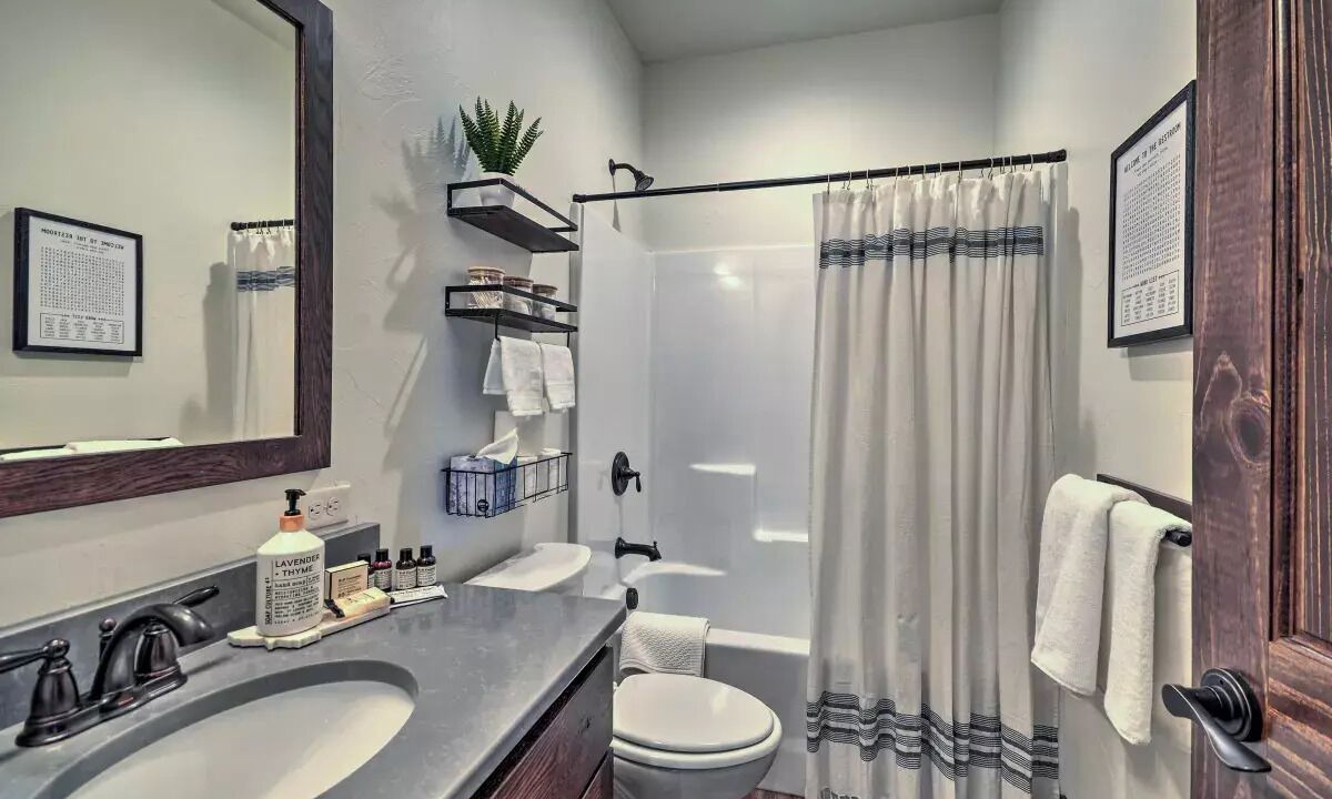 Photo of Bathroom in Red Lodge
