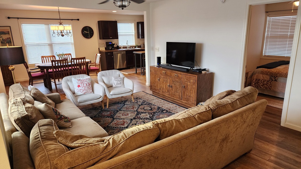 Photo of Livingroom in Laurel