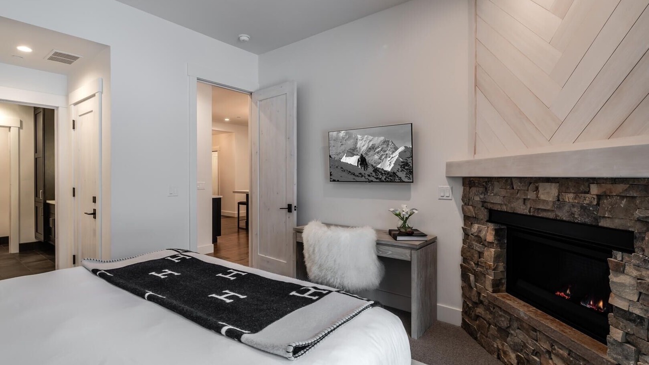 Photo of Livingroom in Big Sky