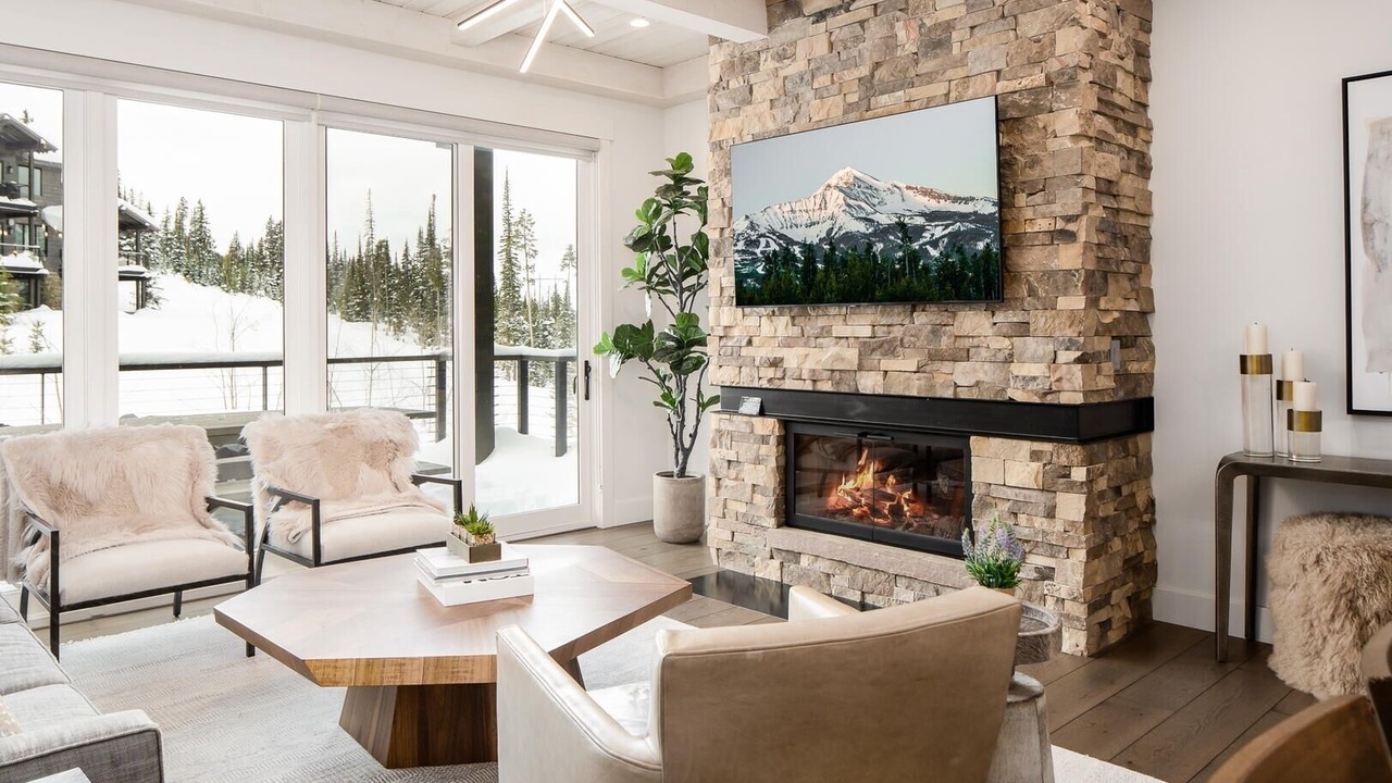Photo of Livingroom in Big Sky