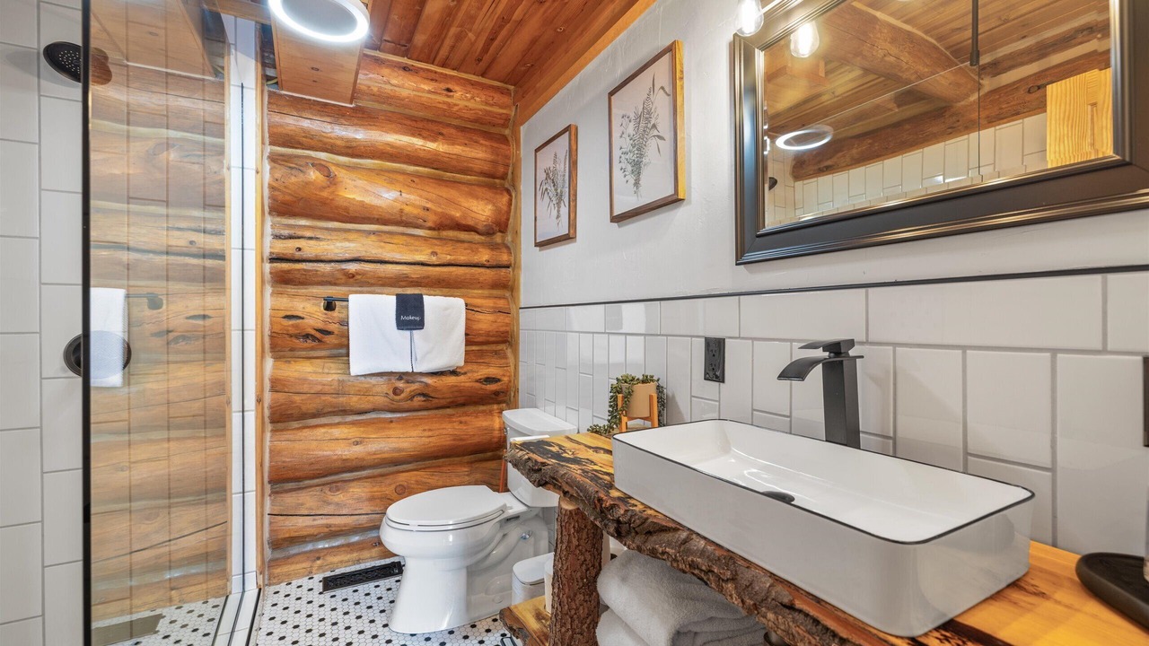 Photo of Bathroom in Roberts