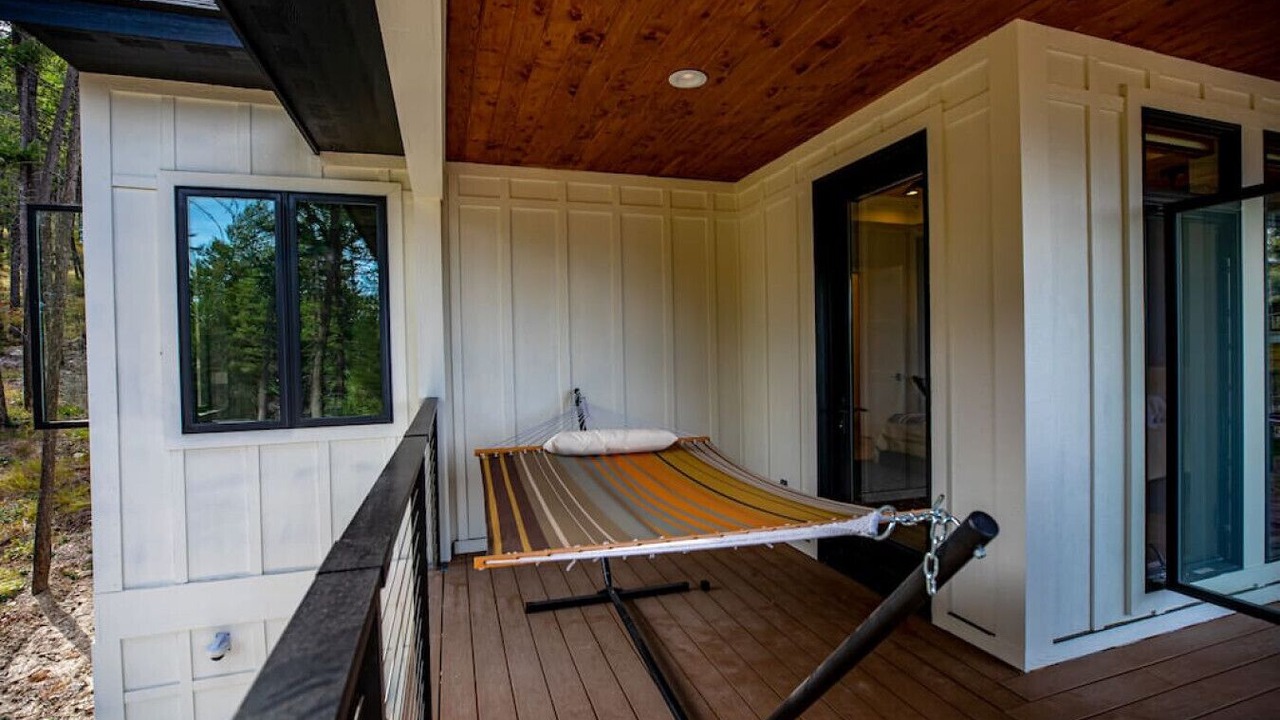Photo of Patio Balcony in Lakeside