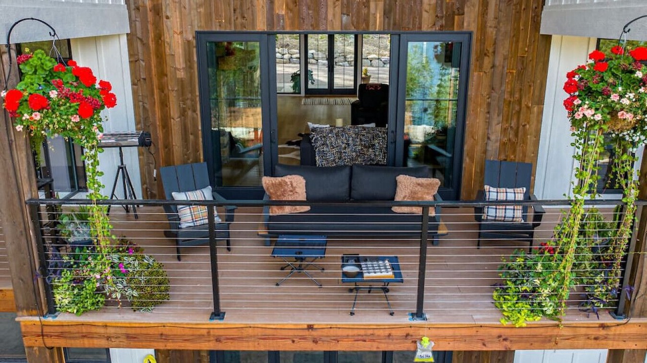 Photo of Patio Balcony in Lakeside