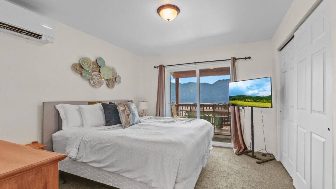 Photo of Bedroom in Bayview