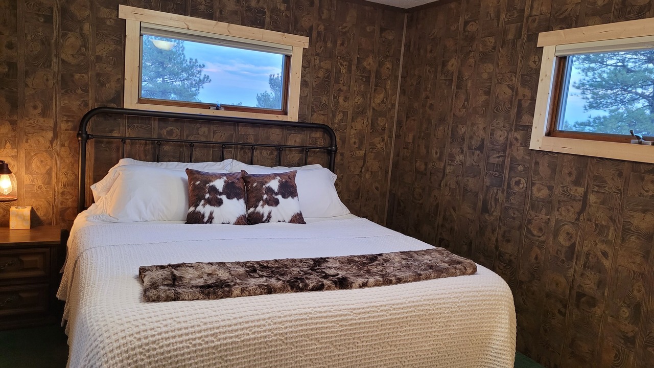 Photo of Bedroom in Roy