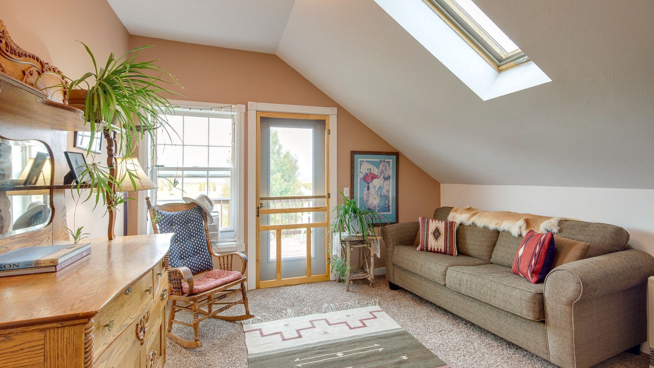 Photo of Livingroom in Livingston