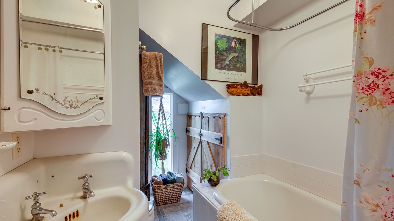 Photo of Bathroom in Livingston