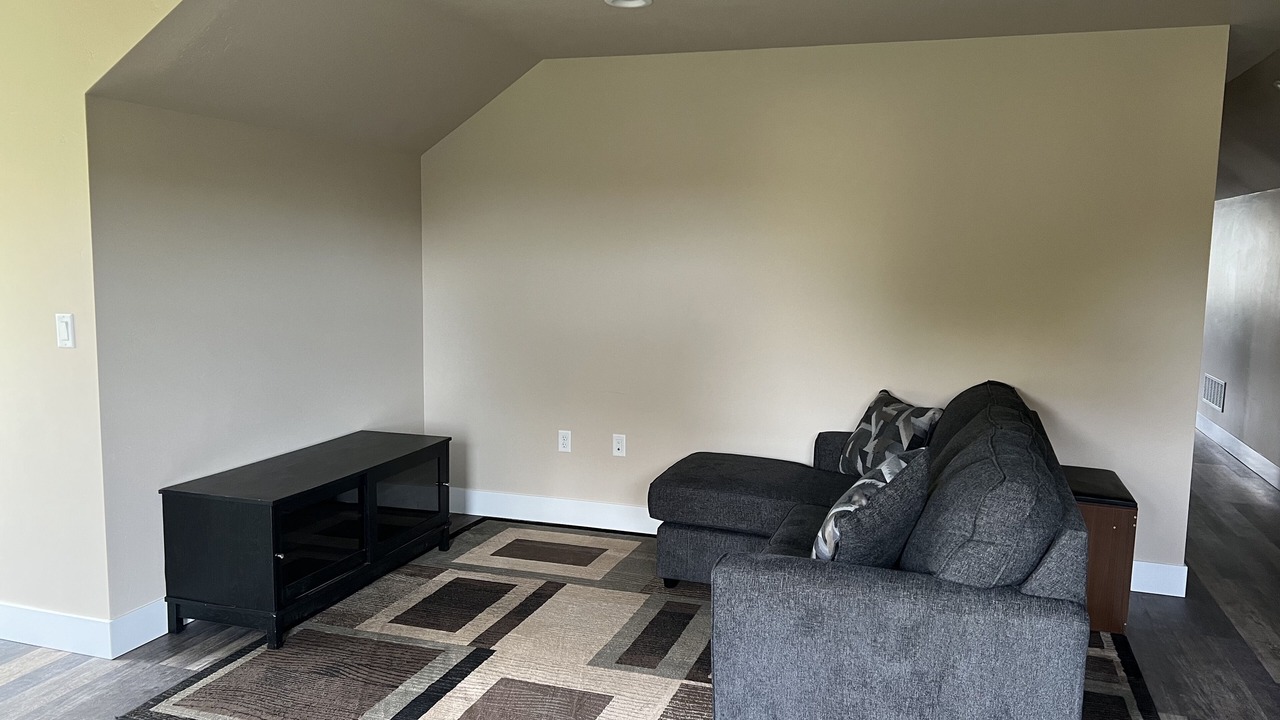 Photo of Livingroom in Orchard Homes