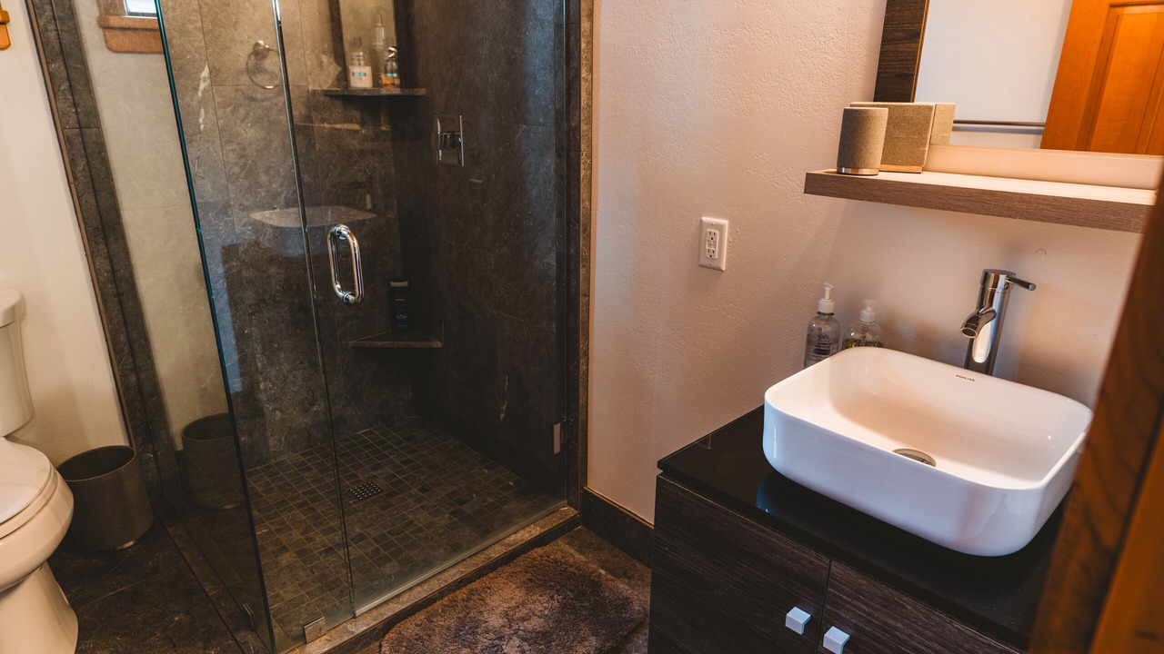 Photo of Bathroom in Grantsdale
