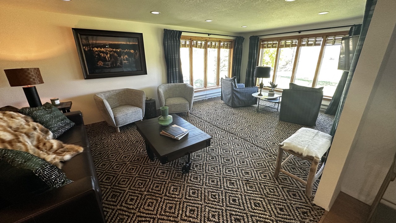 Photo of Livingroom in Ennis