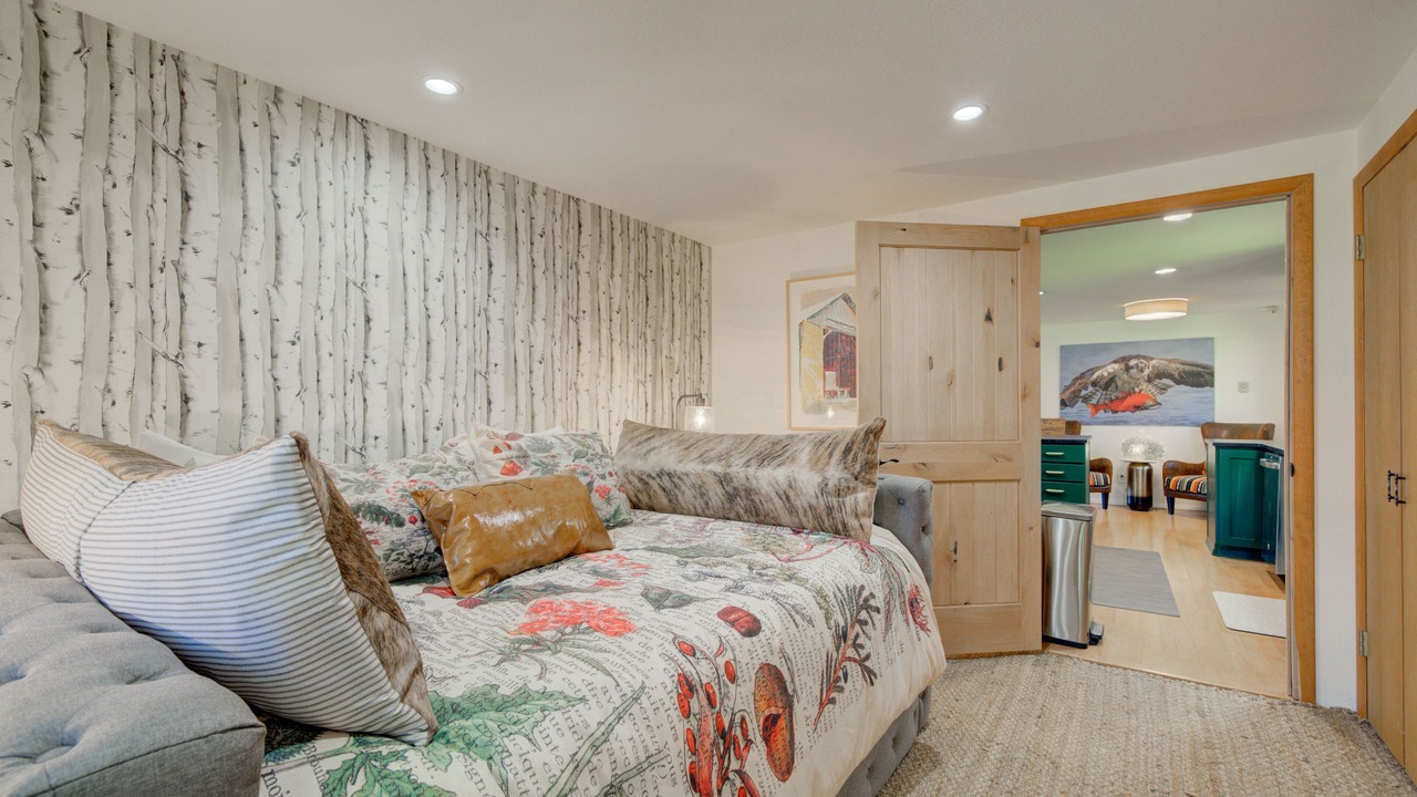 Photo of Bedroom in Ennis