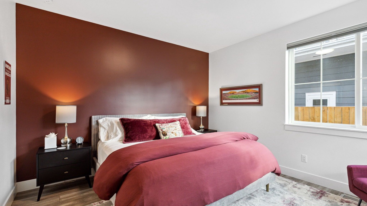 Photo of Bedroom in University District