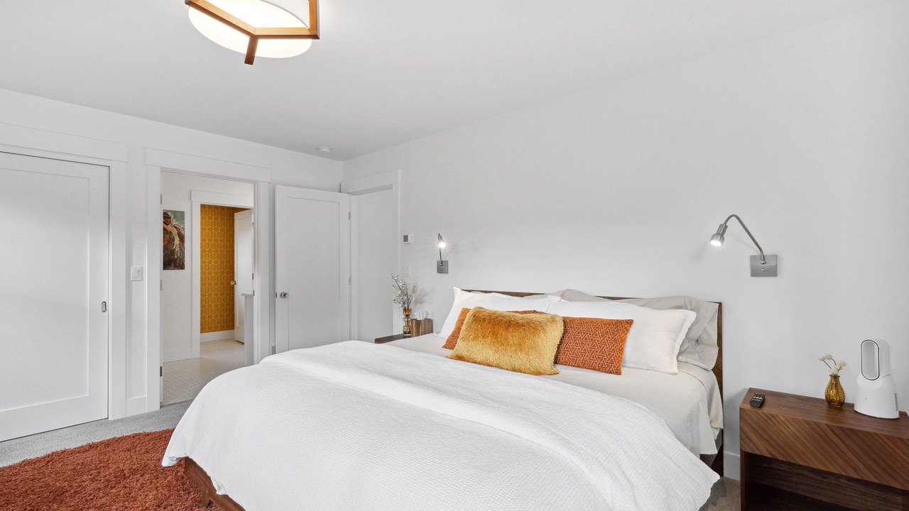 Photo of Bedroom in University District