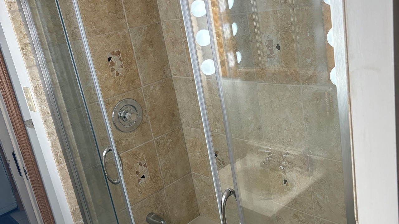 Photo of Bathroom in Anaconda