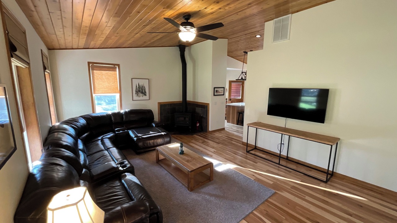 Photo of Livingroom in Thompson Falls