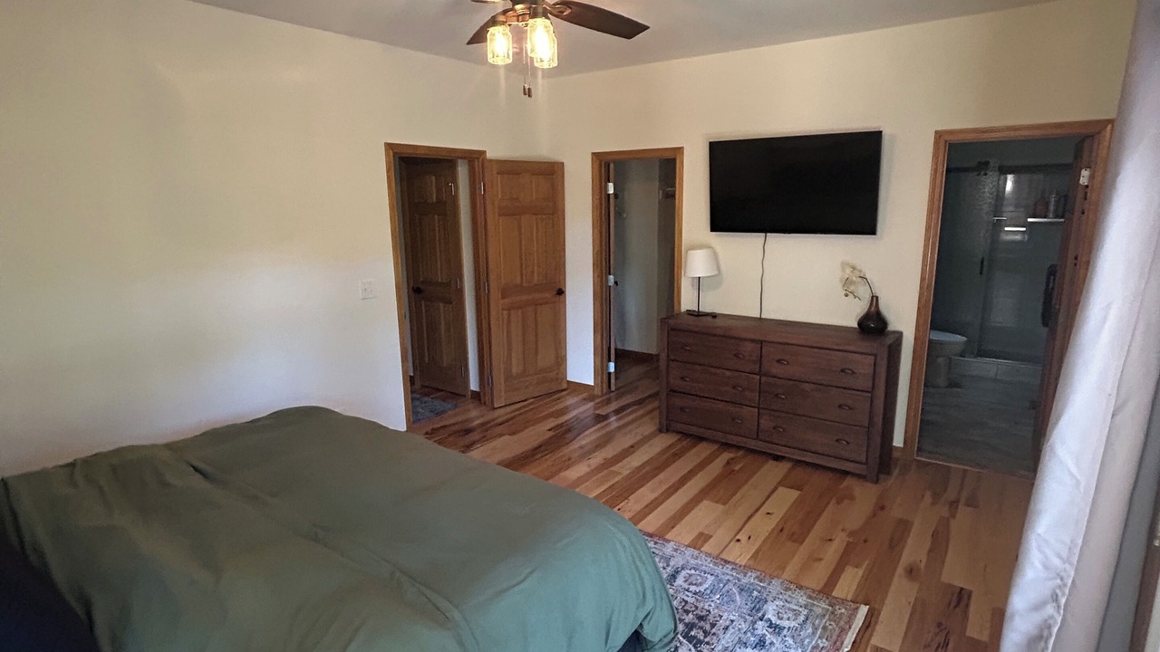 Photo of Bedroom in Thompson Falls