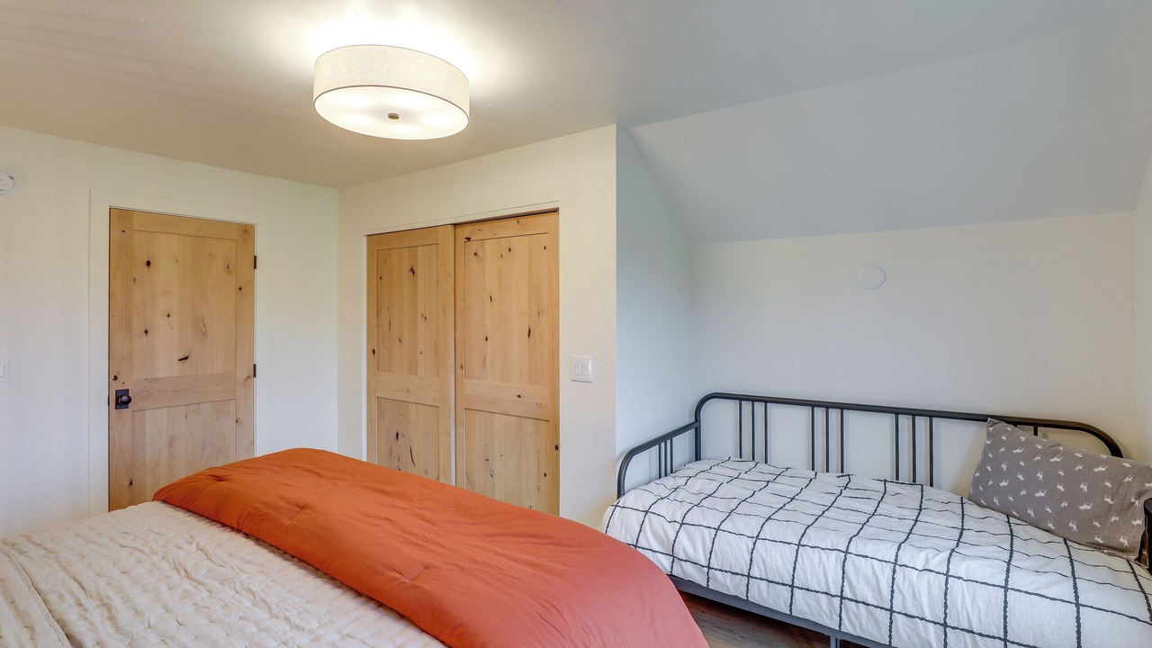 Photo of Bedroom in Marion