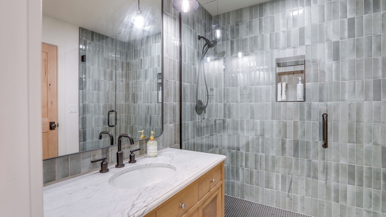 Photo of Bathroom in Marion