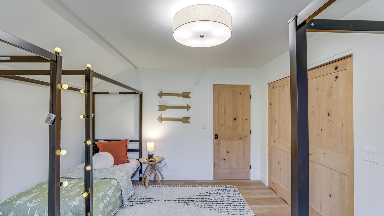 Photo of Bedroom in Marion