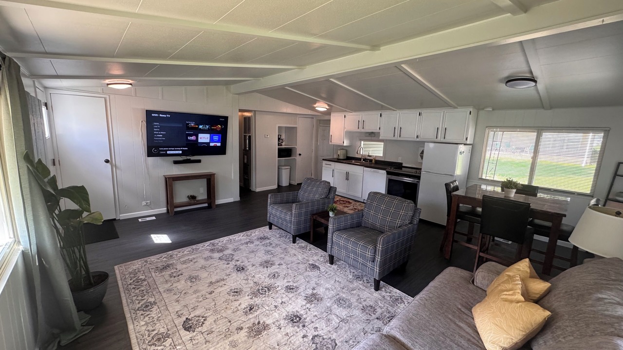 Photo of Livingroom in Plentywood