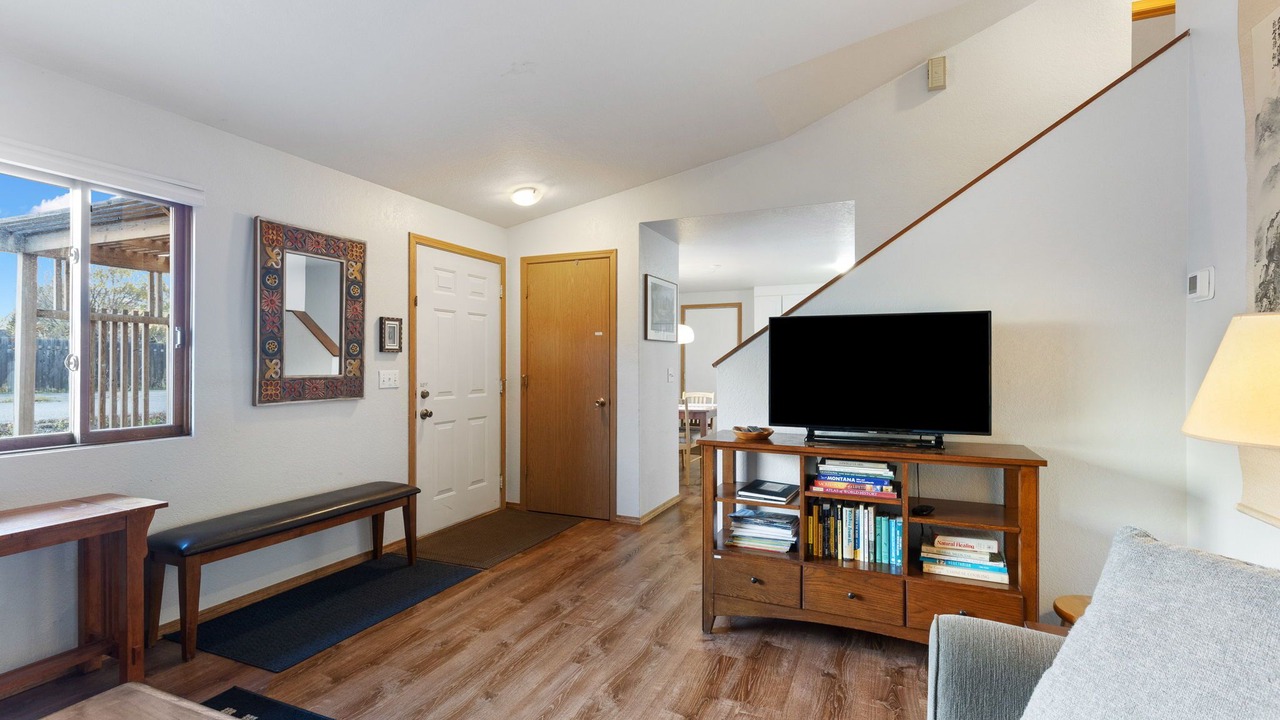 Photo of Livingroom in Heart of Missoula