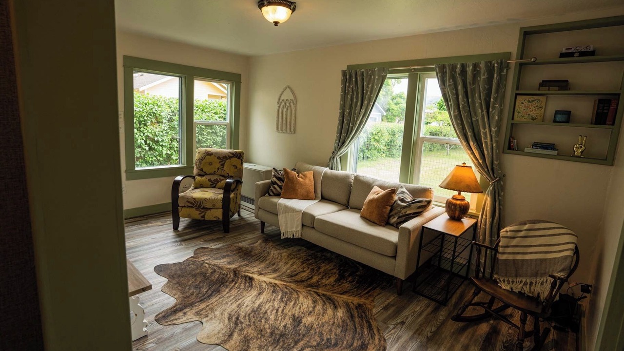 Photo of Livingroom in West Riverside