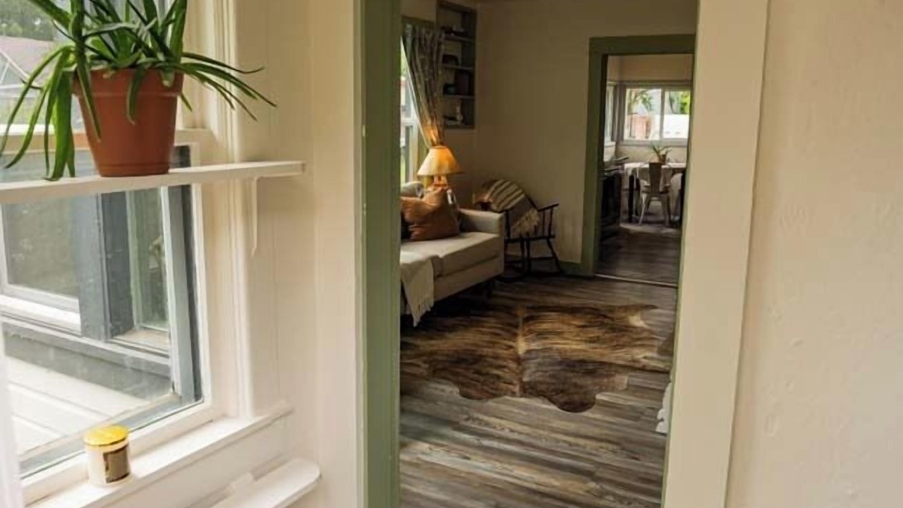 Photo of Livingroom in West Riverside