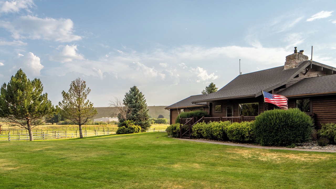 Photo of Outdoor in Ennis