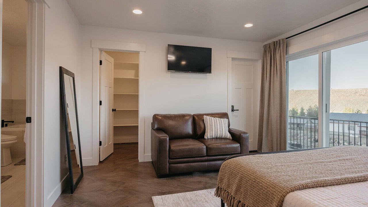 Photo of Bedroom in Helper