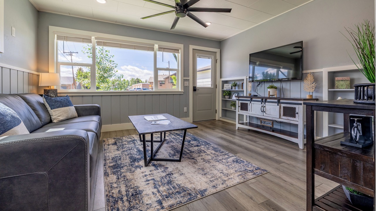Photo of Livingroom in Cody