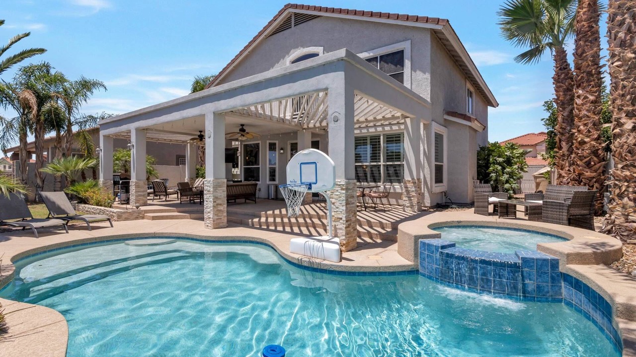 Photo of Outdoor in Arrowhead Lakes