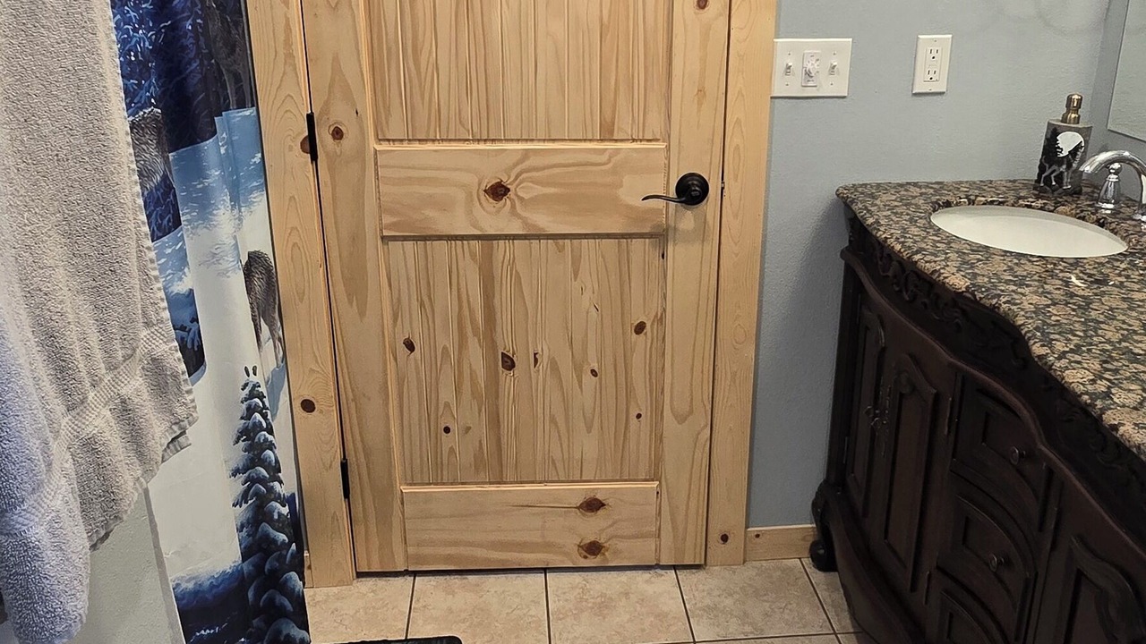 Photo of Bathroom in Dillon
